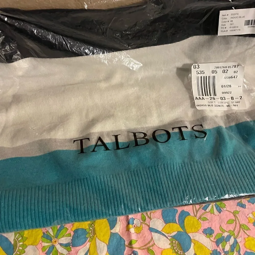 Talbots Echo Indigo Blu Scarf NWT
